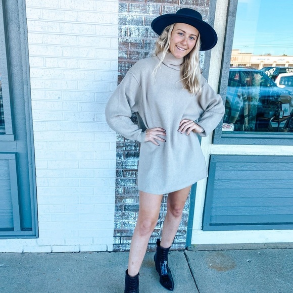 Turtleneck Sweater Dress - Picture 4 of 5